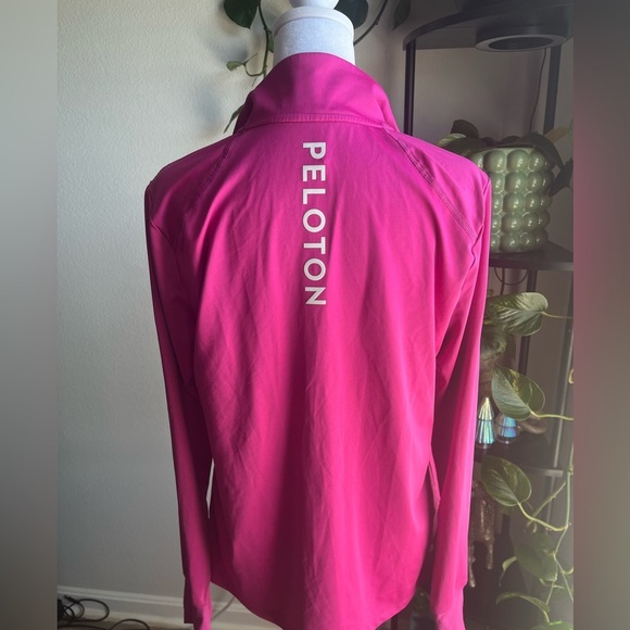 Peloton Fuchsia Long Sleeve Activewear Top - Picture 6 of 8